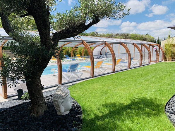 Indoor pool, outdoor pool