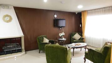 42-inch TV with cable channels