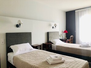 Minibar, in-room safe, individually decorated, individually furnished