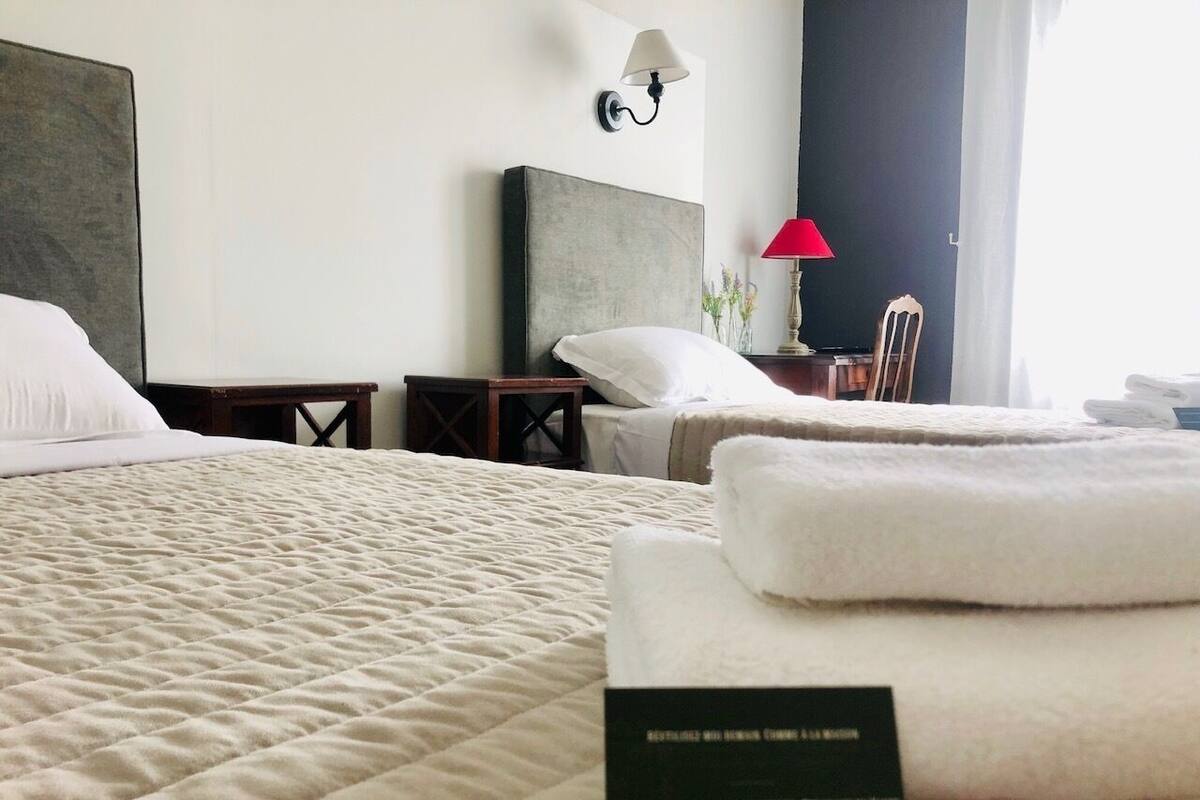 Minibar, in-room safe, individually decorated, individually furnished