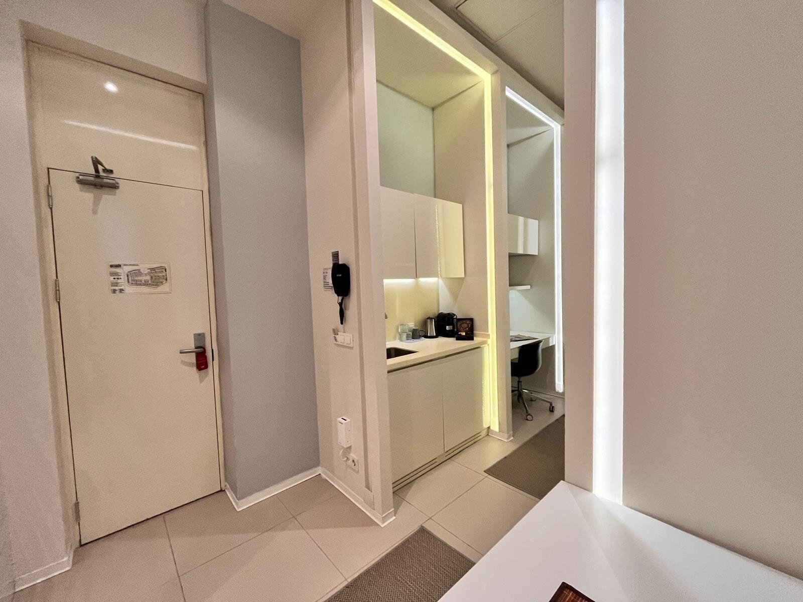 Standard Single Room | Premium bedding, in-room safe, desk, soundproofing