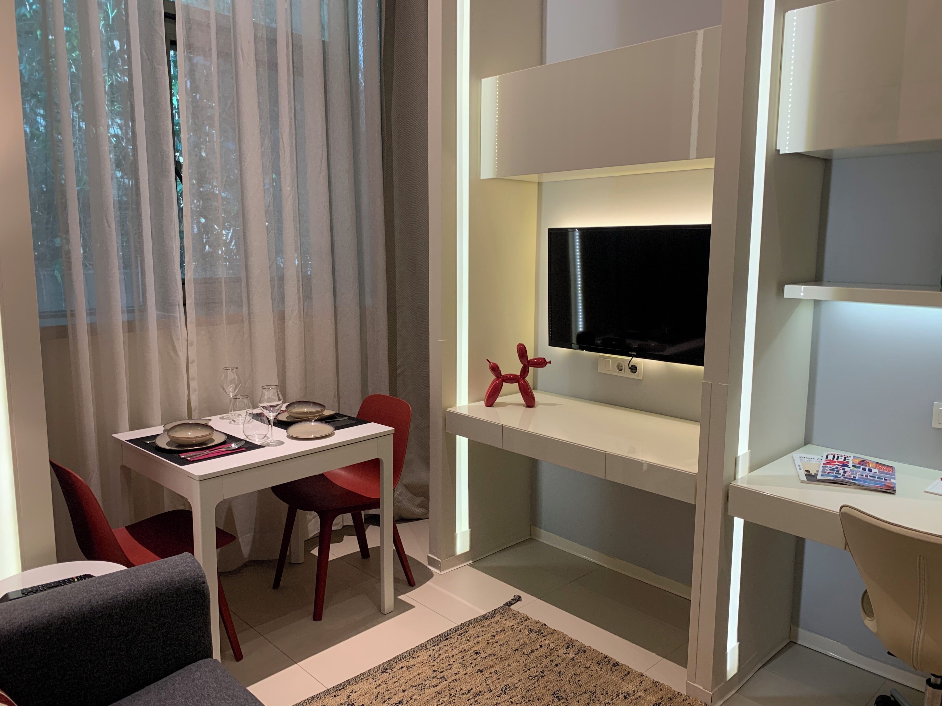 35-inch Smart TV with satellite channels