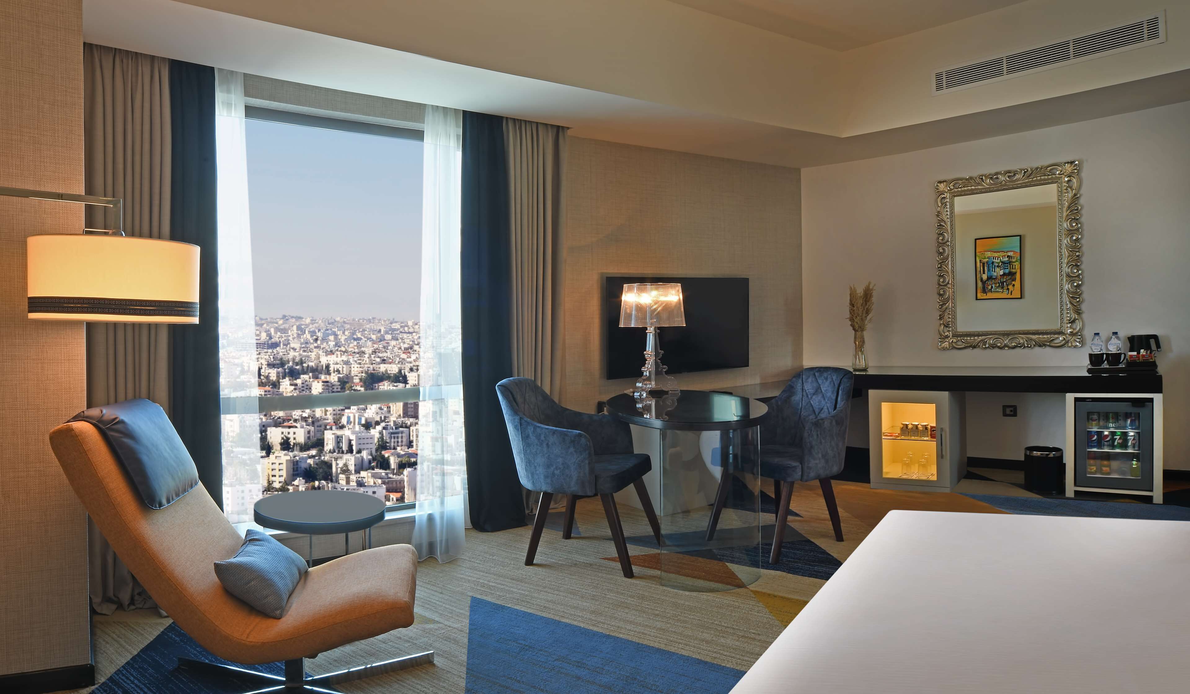 2 bedrooms, premium bedding, down duvets, minibar