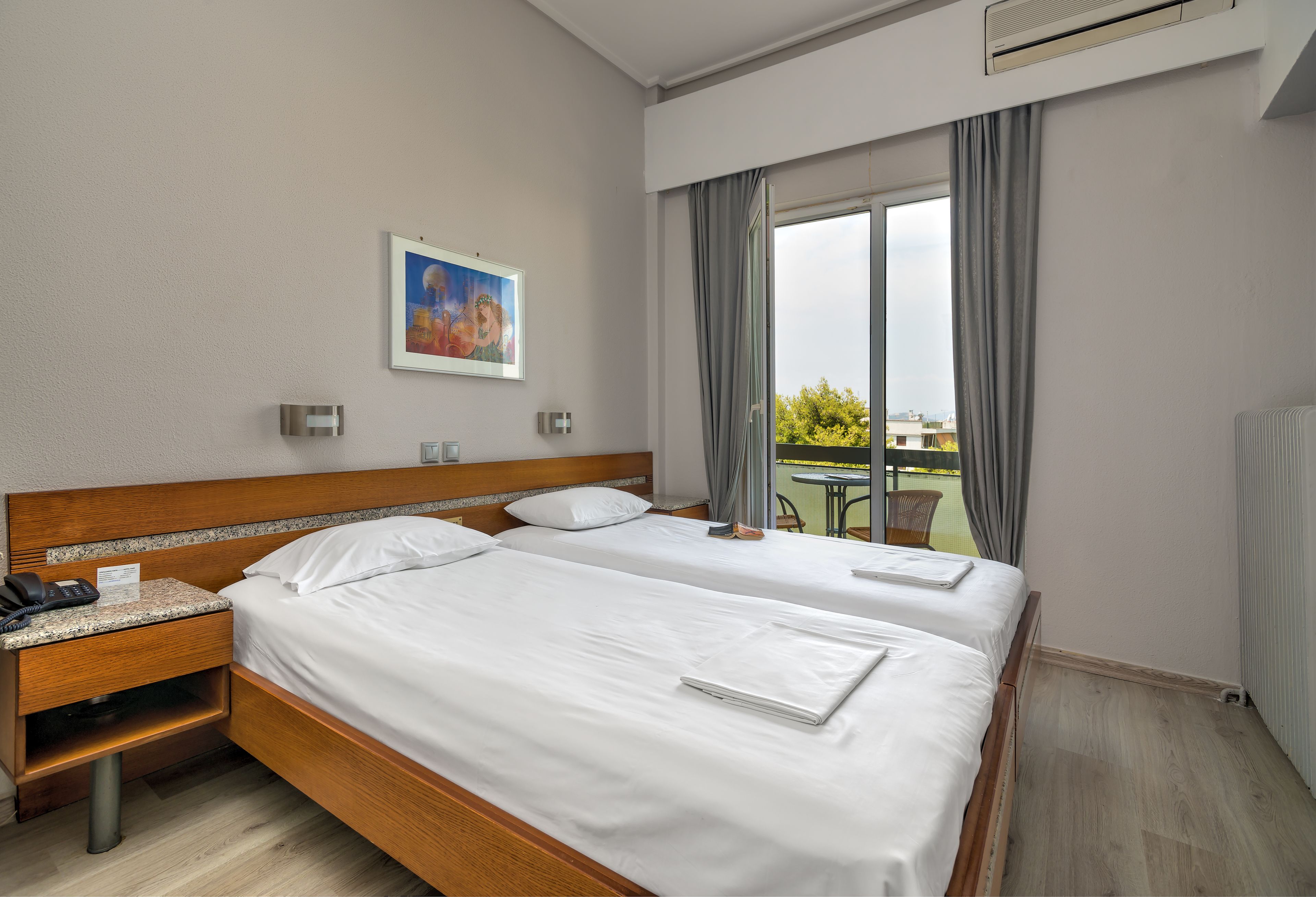 Habitación individual | Tabla de planchar con plancha, cunas gratuitas y camas extra 