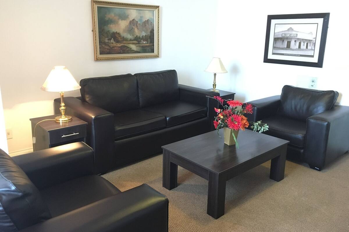Suite | Living room
