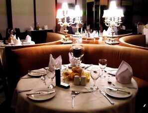 Aamiainen, lounas ja illallinen; Etelävaltioiden keittiö