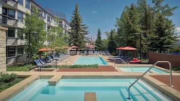 Udendørs pool