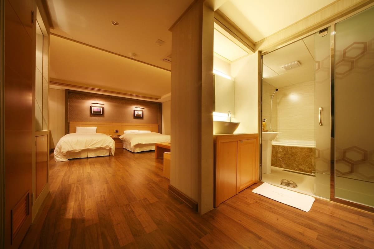 Family Twin Room