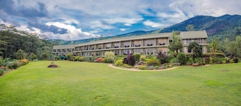 Hunas Falls Hotel