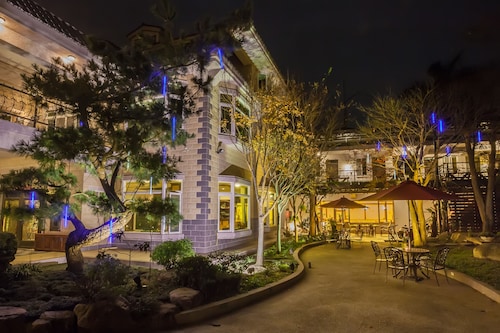 Fanzhalan Guest House