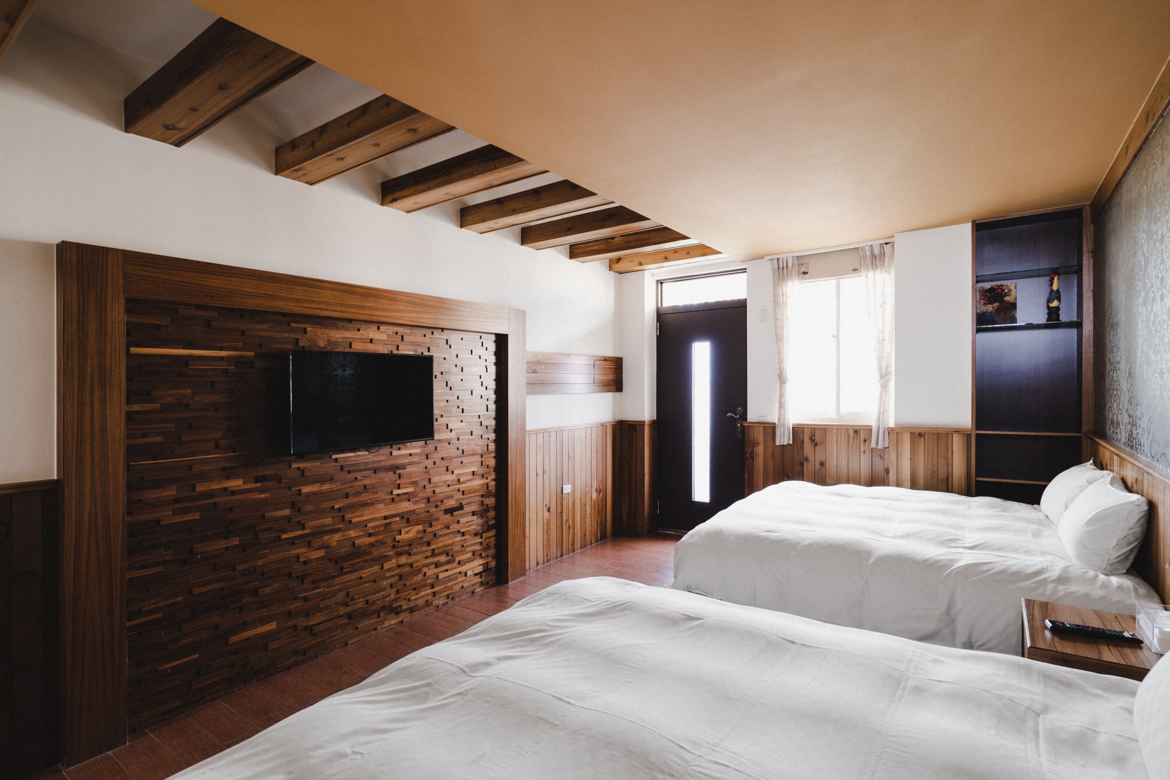 Family Quadruple Room, Multiple Beds, Lanai, Courtyard Area | 1 bedroom, Egyptian cotton sheets, premium bedding, down comforters