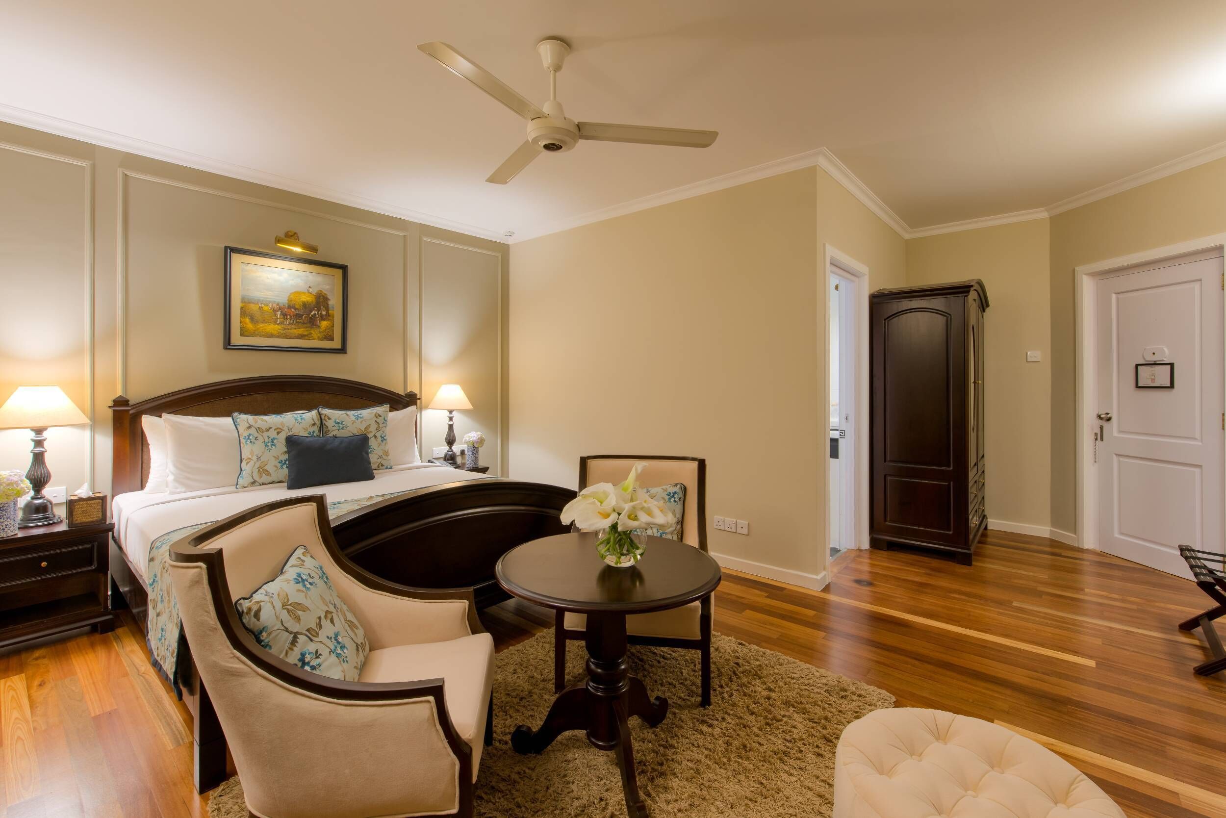 1 bedroom, premium bedding, minibar, in-room safe
