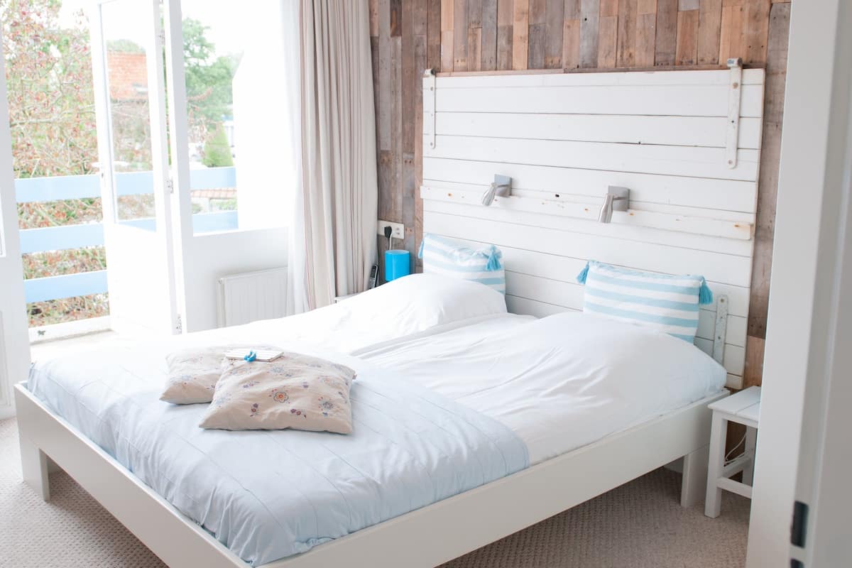 Double Room, Balcony