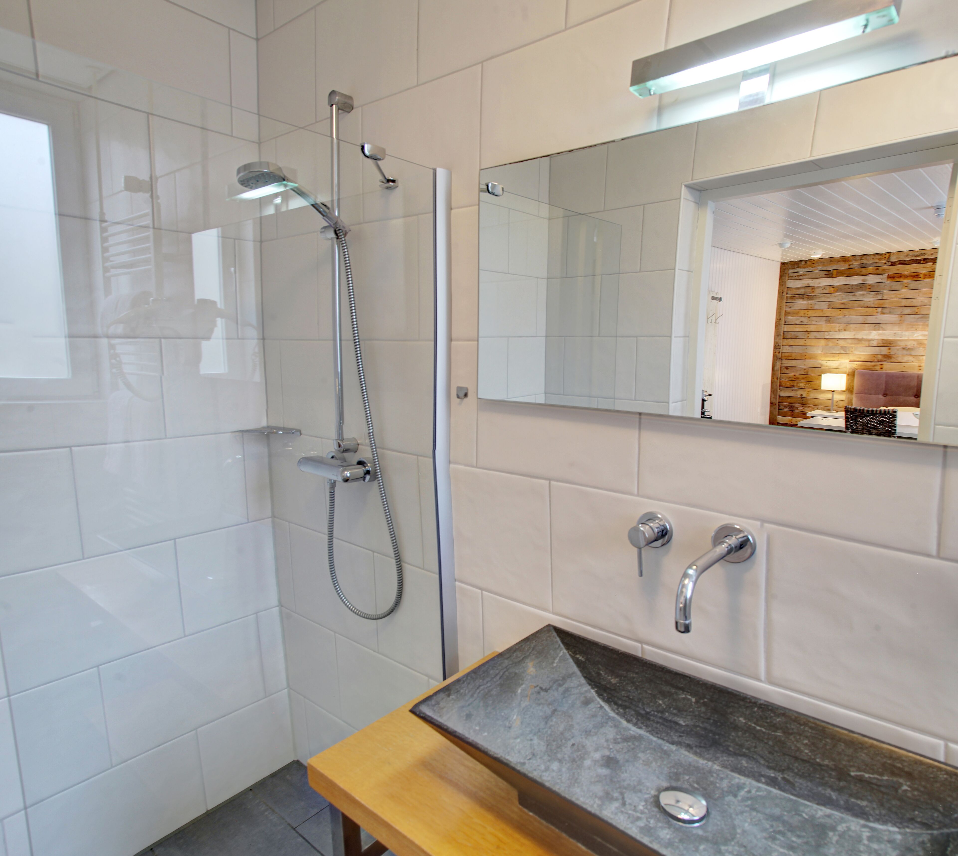 studio, ground floor | bathroom | towels