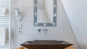 Double Room | Bathroom