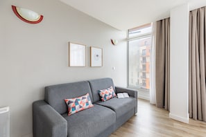 Superior Apartment, 2 Bedrooms | Living area