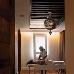Couples treatment room(s), hot tub, body treatments, aromatherapy