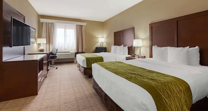 Comfort Inn & Suites Page at Lake Powell