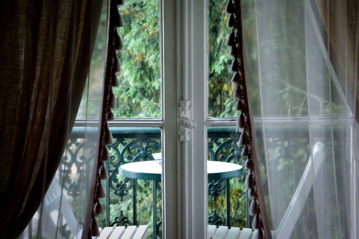 Superior suite, balkon | Een bureau, gratis babybedden, gratis wifi, individueel gedecoreerd