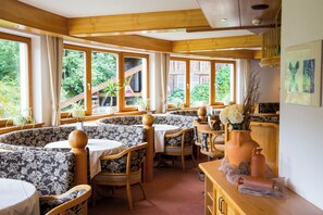 Restaurant - Seehüters Hotel Seerose (Oetz)