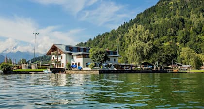 JUNGES HOTEL ZELL AM SEE - Hostel