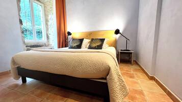 Standard Double Room, Garden View