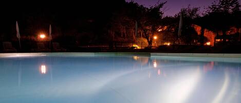 Outdoor pool, open 10:00 AM to 8:00 PM, free pool cabanas