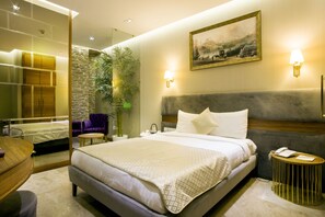 Minibar, in-room safe, blackout drapes, soundproofing