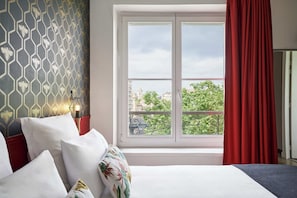 Standard Double Room | Premium bedding, in-room safe, individually decorated - Marsiho By Happyculture (Marseille)