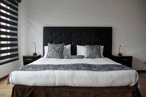Egyptian cotton sheets, premium bedding, down duvets - Hotel Santafe Real (Bogotá)