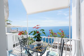 Superior Double or Twin Room, Terrace, Sea View | Terrace/patio - B&B Casa Nilde Positano (Positano)