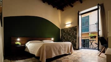 Superior Room | Minibar, individually decorated, individually furnished, desk