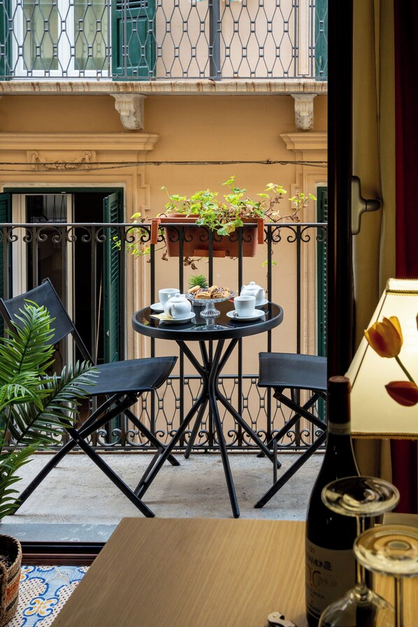 Junior Room | City view - Residence Porta delle Botteghelle (Trapani)