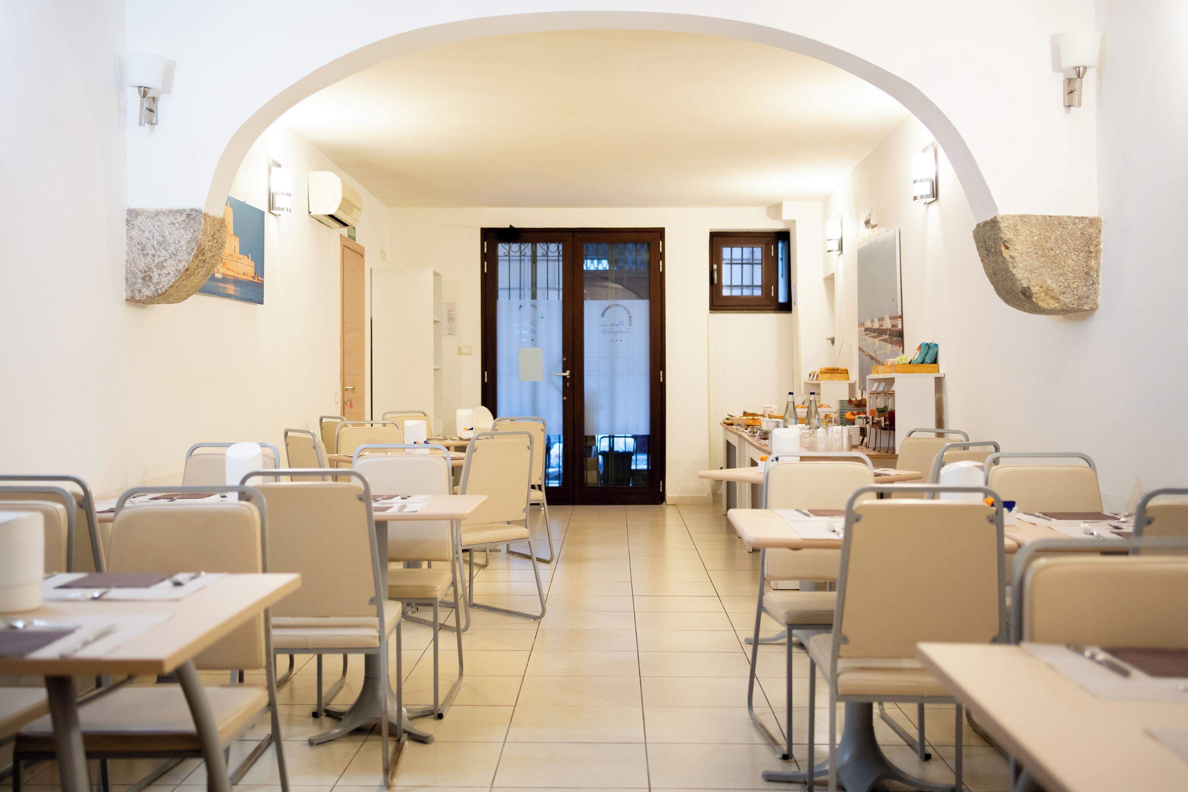 Desayuno buffet todos los días (con cargo)