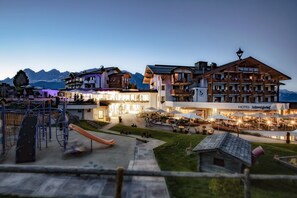 Fasade – kveld/natt