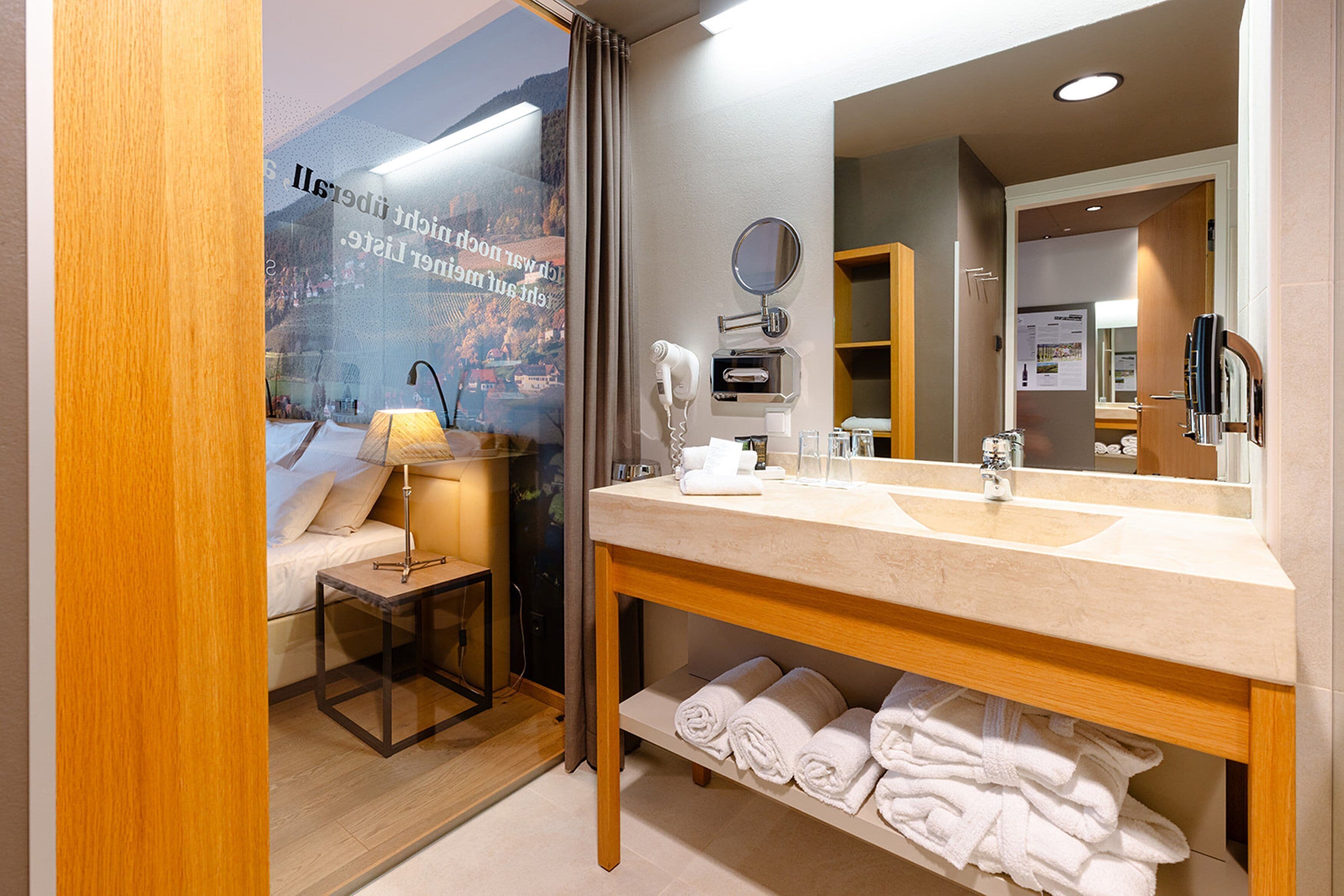 1 bedroom, hypo-allergenic bedding, minibar, in-room safe