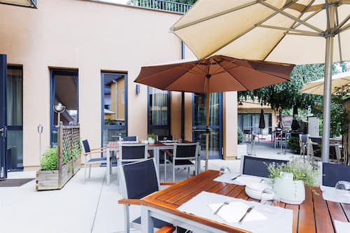 Sundeck