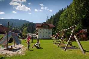 Utendørs lekeområde for barn