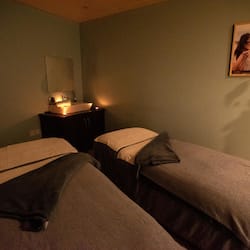 Couples treatment room(s), sauna, hot tub, steam room, body treatments