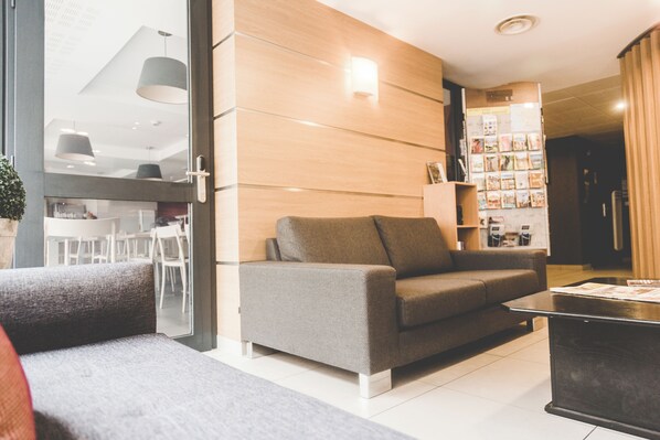 Sala de estar en el lobby