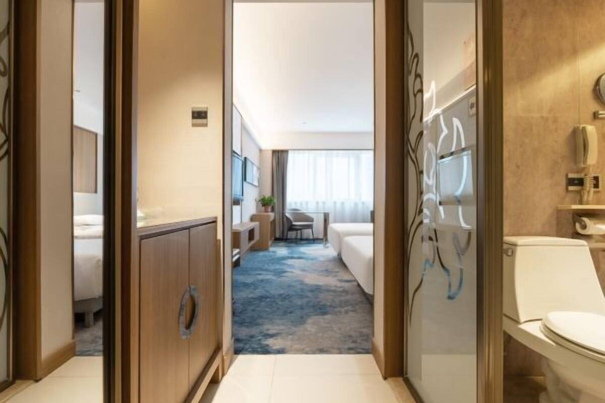 Minibar, desk, blackout curtains, soundproofing