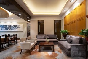 2 restaurants, breakfast, lunch, dinner served; Chinese cuisine