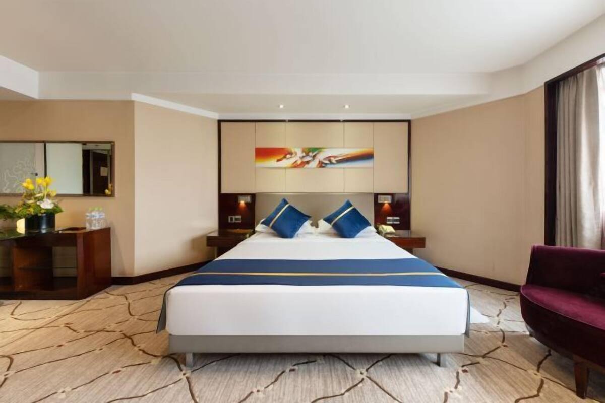 Minibar, desk, blackout curtains, soundproofing