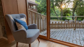 Studio | Blackout drapes, free cribs/infant beds, rollaway beds, free WiFi