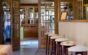Bar (on property) - Aparthotel Quinta do Crestelo (Seia)