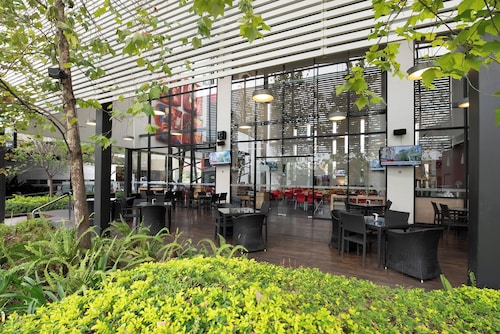 Ramada Encore by Wyndham Guadalajara Sur