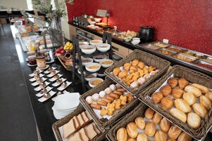 Desayuno buffet incluido todos los días 