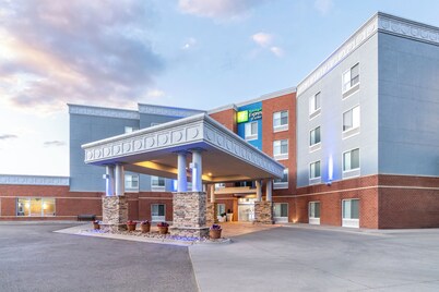 Holiday Inn Express Hotel & Suites Denver North - Thornton by IHG