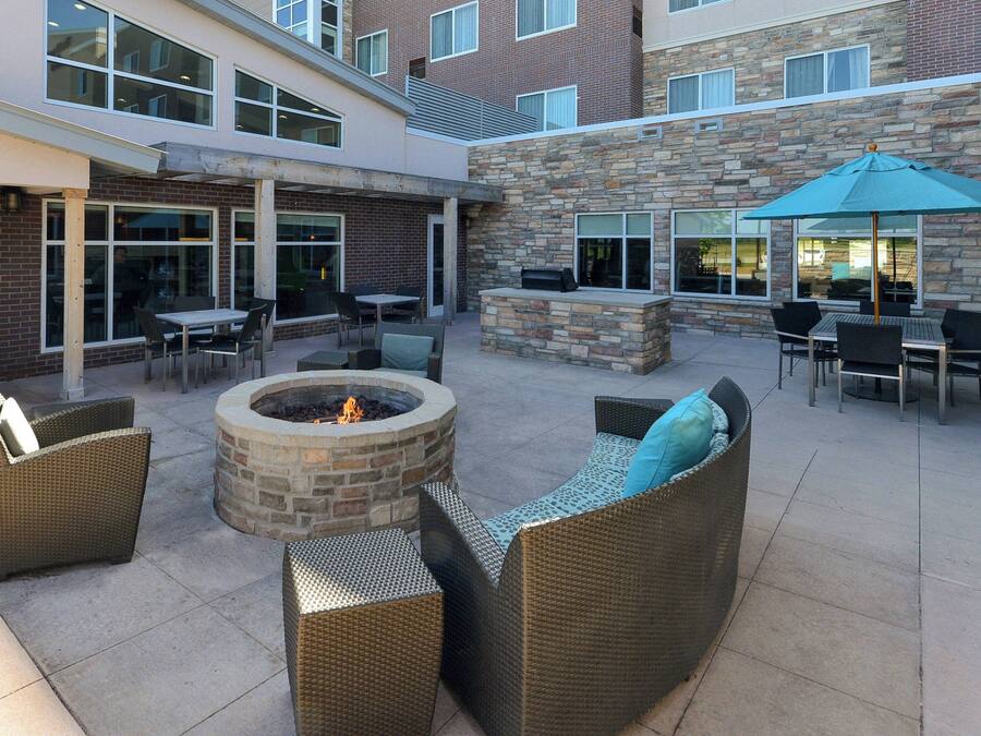 Área de parrillas y picnic