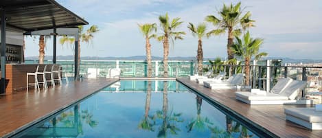 Indoor pool, outdoor pool